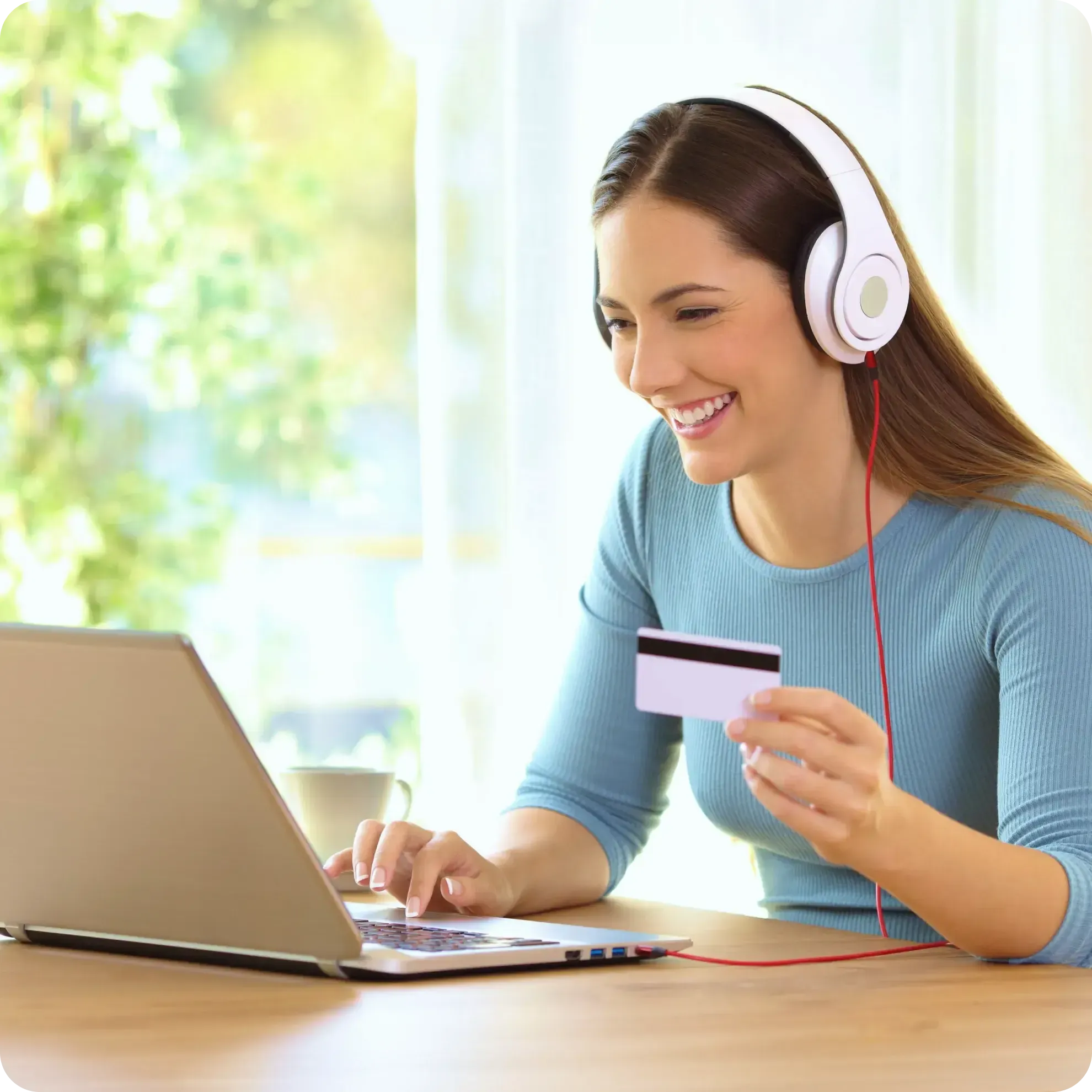 Enable businesses to track card spend and reconcile them easily with Sage Expense Management