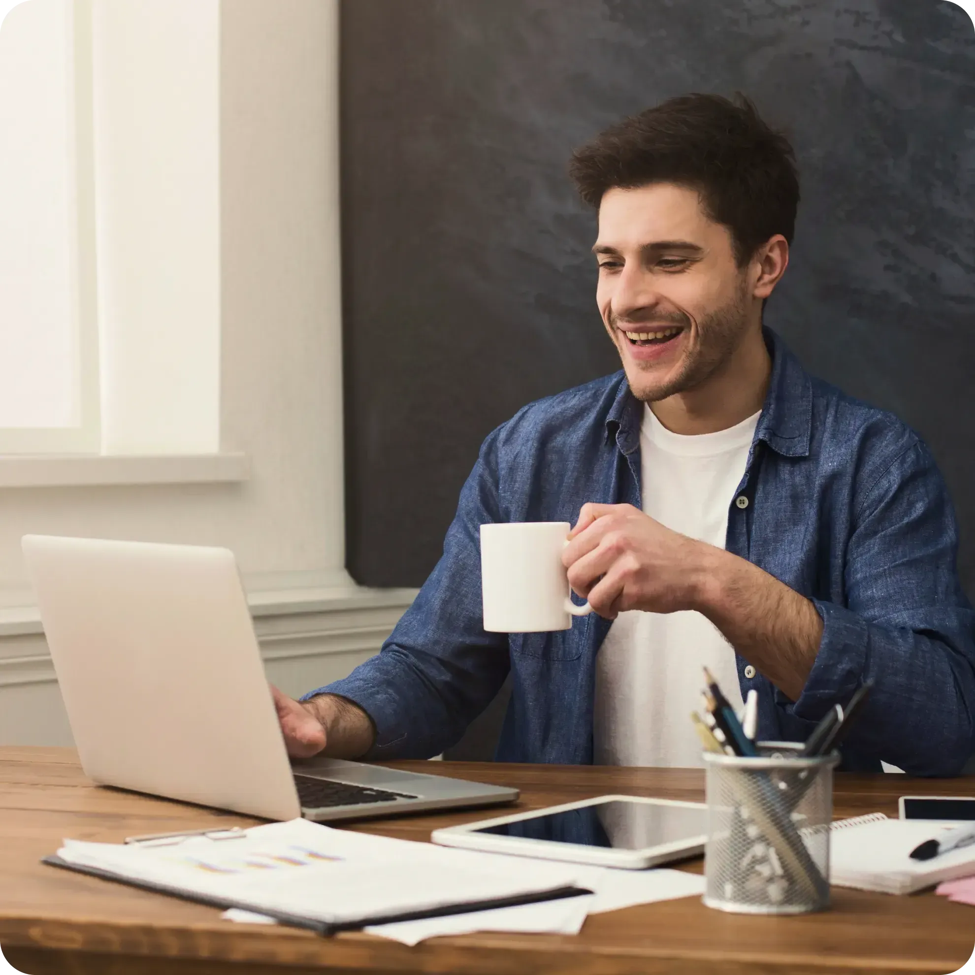 Enable businesses to track card spend and reconcile them easily with Sage Expense Management